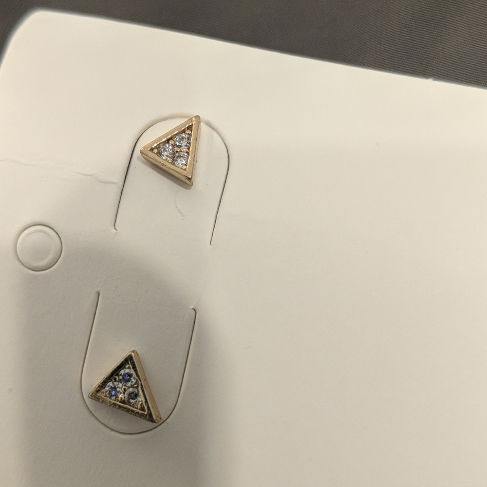 Studs - Picture 3 of 3